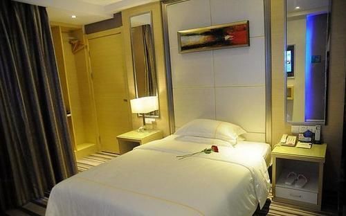 Sheng Jing Yi Jia Hotel Huji Exterior photo